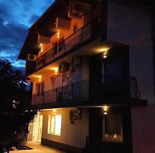 Arode Ovidius Villa *